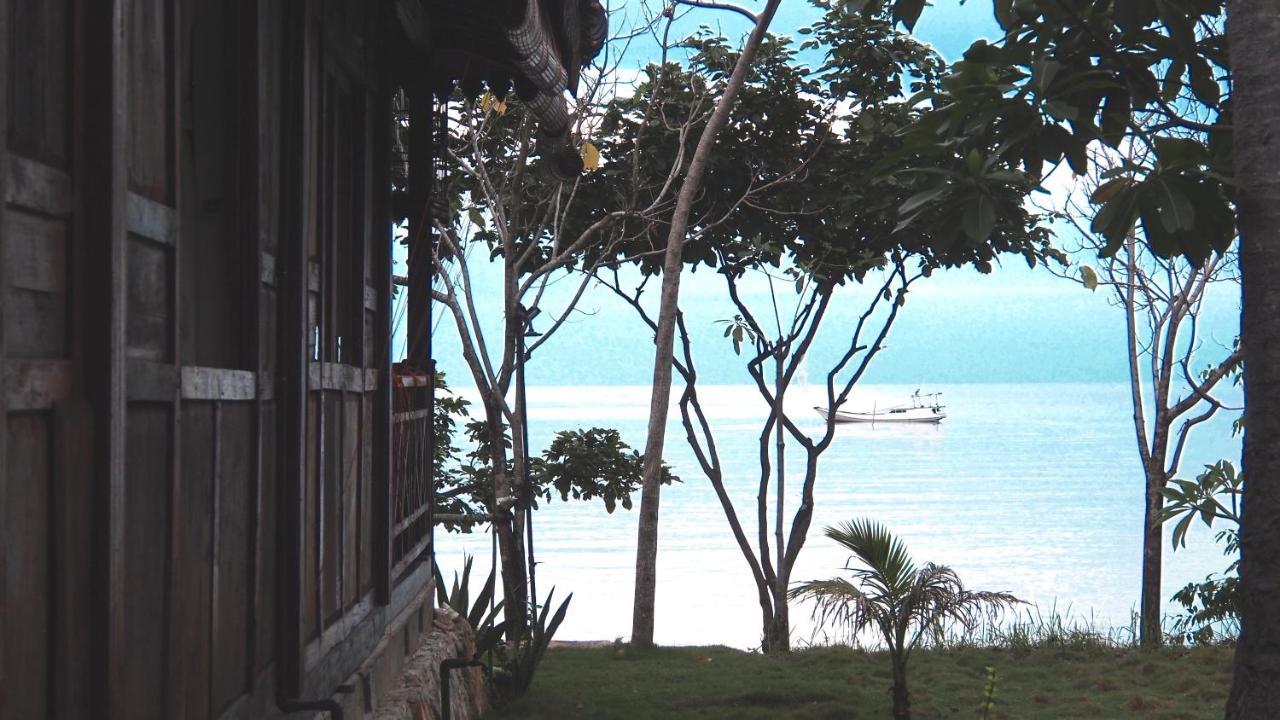 Villa Tengkek Karimunjawa Exterior photo
