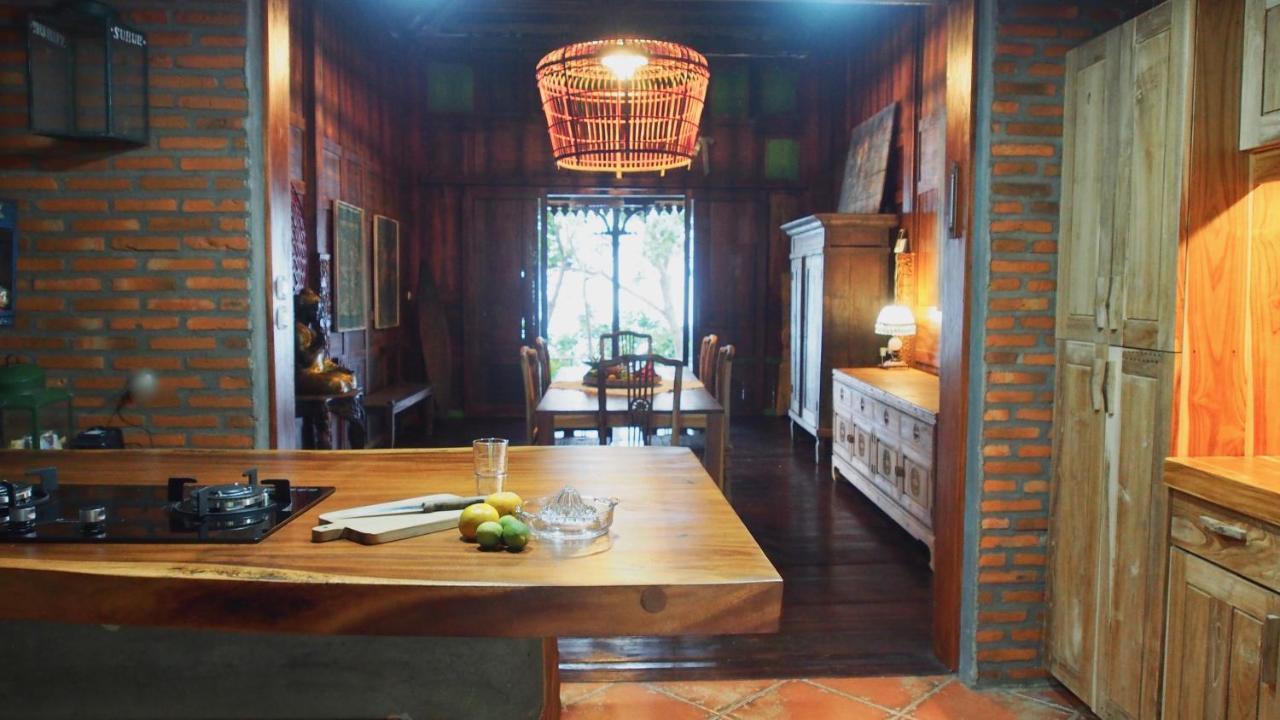 Villa Tengkek Karimunjawa Exterior photo