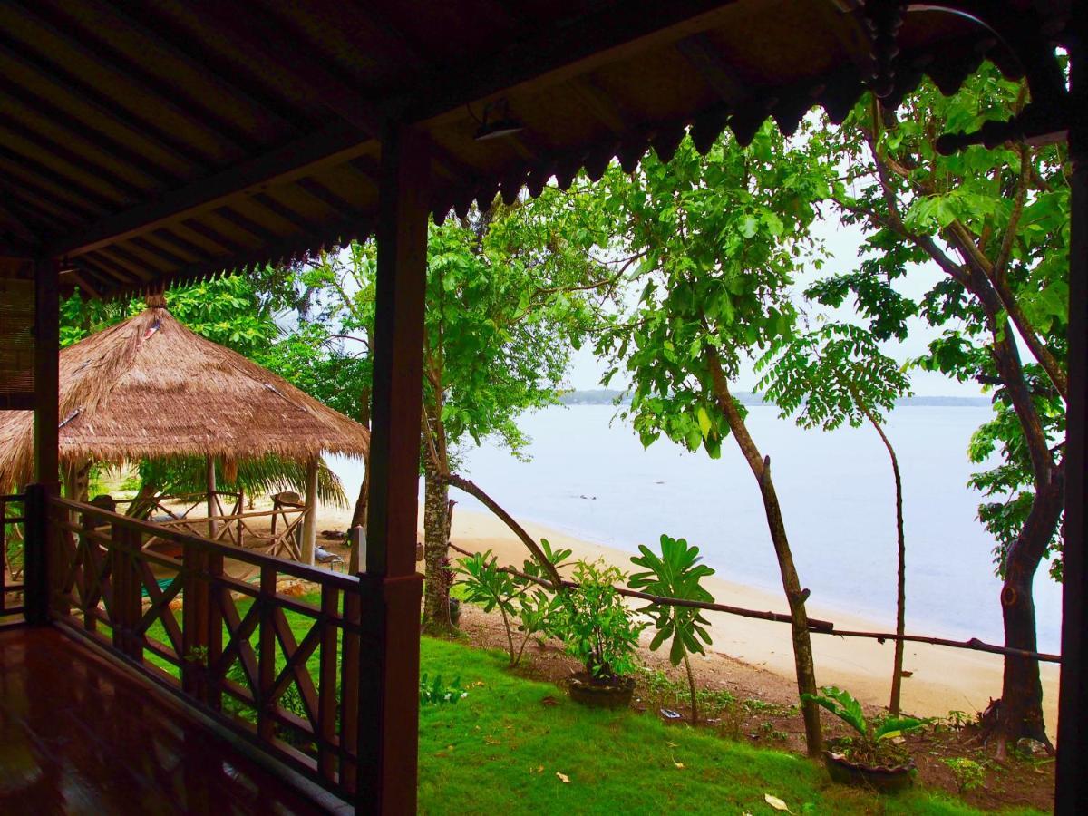 Villa Tengkek Karimunjawa Exterior photo