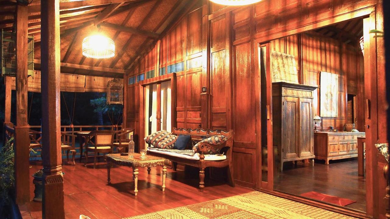 Villa Tengkek Karimunjawa Exterior photo